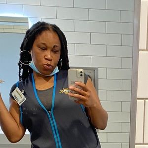 Meet your Posher, Monica